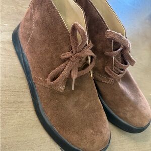 Men's Tan Suede Chukka Boots